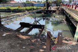 Gaduh! Jembatan Belanda di Cirebon Dibongkar, Disbudpar Minta Maaf