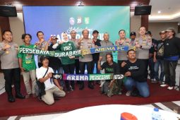 Kapolda Jatim ajak Aremania-Bonek jaga kamtibmas