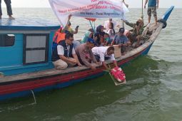 Hari Nelayan Nusantara 2026, nelayan Sergai gelar tabur bunga di laut
