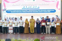 Pemkot Solok raih peringkat dua Program Bangga Kencana tingkat Sumbar