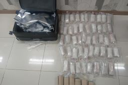 Polisi Bandara Soetta bekuk lima pelaku penyelundup 37 ribu BBL