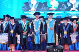 Undiksha kukuhkan tiga guru besar