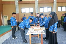 Bupati H Bahrul Ilmi lantik 25 kepala sekolah