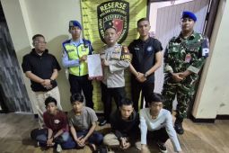 Satpom tangkap 4 orang lakukan transaksi tramadol di Halim Perdanakusuma