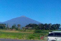 Diskominfo Kuningan menuntaskan "blankspot" pada 48 desa
