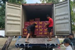 Kemensos salurkan paket bantuan bagi 1.309 korban gempa Flores Timur