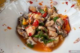Inasua, sashimi asin ala Teon Nila Serua