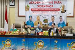 Ketua GOW HSU buka workshop Akademi Burung Dara di HSU
