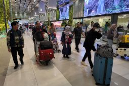 Kemlu evakuasi lagi 45 WNI dari Iran