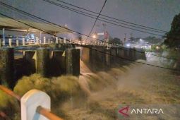 Debit Ciliwung melonjak, Bendung Katulampa berstatus siaga 3 pada Kamis malam