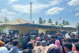 Buntut korupsi, Kades Kota Galuh Perbaungan didesak mundur dari jabatan