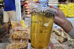 Bulog Malang awasi ketersediaan stok Minyakita di tingkat pedagang
