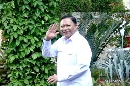 Presiden Prabowo pimpin ratas bahas percepatan "giant sea wall" di Pantura