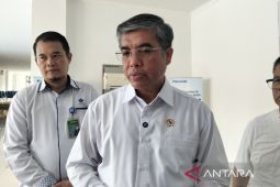 Menaker minta perusahaan tak tahan ijazah para pekerja