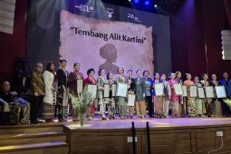 Tembang Alit Kartini": Tribut untuk Satu Abad Rahmi Hatta