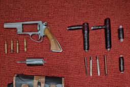 Polisi sita senjata api rakitan penangkapan pelaku curanmor di Tangerang