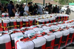 Pengumpulan koper jamaah calon haji di Malang