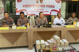 Polres Barsel bongkar modus jual stiker religi, tiga pelaku ditangkap