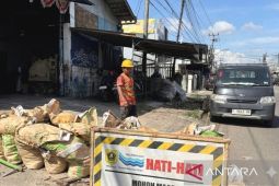 Tirta Kahuripan Bogor pulihkan suplai air bersih pada 1.021 pelanggan di Tarikolot