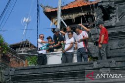 Kabel semrawut di Badung ditertibkan dua kali sebulan
