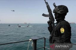 Alihkan kapal ke-42, AS lanjutkan blokade di Selat Hormuz