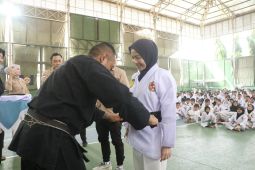 Bupati Serang Banten terima sabuk hitam kehormatan BKC