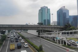 Kota-kota besar di Indonesia diprakirakan berawan-hujan ringan