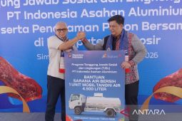 Inalum serahkan bantuan TJSL bagi pembangunan berkelanjutan di Samosir
