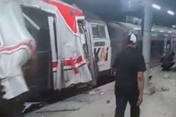 KAI Daop 2 Bandung batalkan sejumlah perjalanan dampak insiden Bekasi Timur