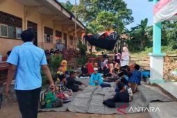 Proses perbaikan, Pemkab Bangkalan siasati keberlangsungan KBM dengan tenda darurat