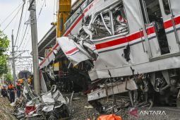Jumlah korban tewas kecelakaan kereta di Bekasi Timur bertambah jadi 16 orang