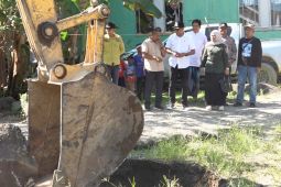 Wakil Bupati Kotabaru tinjau perbaikan infrastruktur di Tanjung Selayar