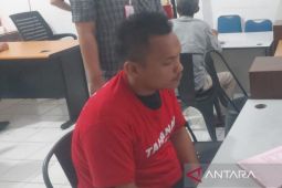 Terdakwa pembakaran rumah hakim Khamozaro Waruwu jalani sidang perdana hari ini