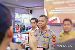 Polres Karawang lakukan patroli siber jelang peringatan May Day