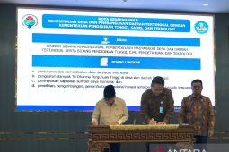 Kemdiktisaintek gandeng Kemendes bangun desa berbasis teknologi