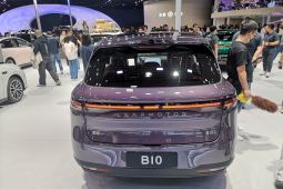 Intip spesifikasi Leapmotor B10 yang punya roda belakang lebih tebal