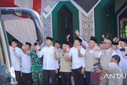 444 calon haji asal Karawang diberangkatkan ke Tanah Suci