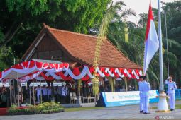 Mendikdasmen pimpin upacara Hardiknas 2026 di Banyuwangi