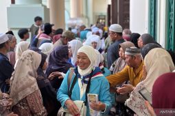 Bupati Kutim lepas 170 calon haji ke tanah suci