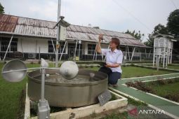 Sirkulasi siklonik picu potensi hujan lebat sejumlah wilayah hari ini