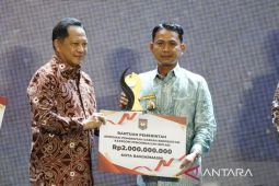 Banjarmasin raih Rp2 miliar apresiasi pengendalian inflasi dari Mendagri