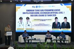 Bupati HSS buka pelatihan koding dan AI bagi guru SD
