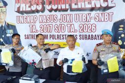 Polrestabes Surabaya tahan 14 tersangka kasus sindikat joki SNBT-UTBK