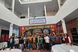 Kejari Karo buka akses informasi, dorong peran pers awasi penegakan hukum