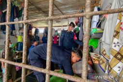 Rutan Barabai bersama APH razia gabungan temukan silet hingga korek api
