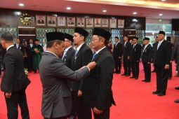Delapan insan PLN terima tanda kehormatan dari Presiden RI