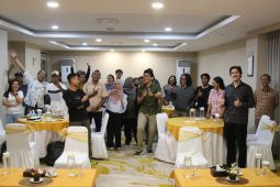 Konjen Australia perkuat kapasitas jurnalis Bali Nusra lawan hoaks dengan AI