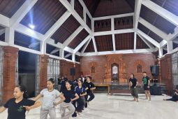 Komunitas seni latihan intensif jelang Pesta Kesenian Bali