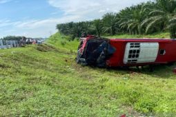 Nahas! Bus Halmahera kecelakaan di Tol JMKT, empat orang meninggal