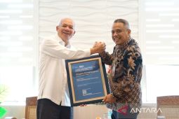 Bank Sumut raih piagam penghargaan Taxpayer Award 2026